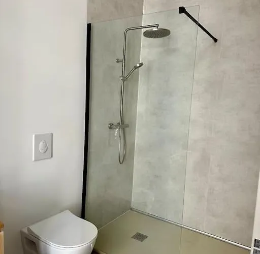 Διαμέρισμα Thomas Price *