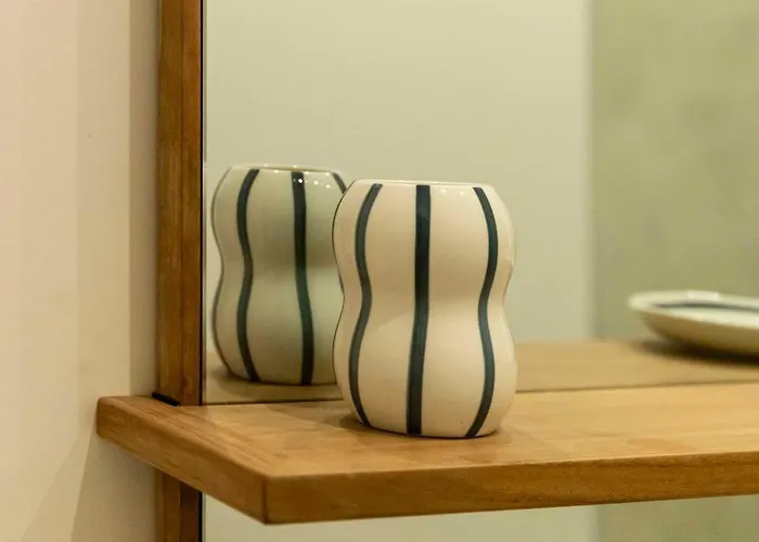 Thomas Price Ναρμπόν